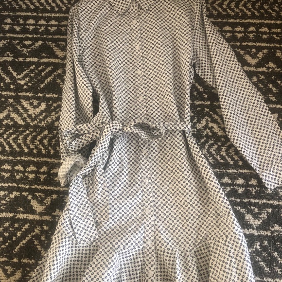 Dress - Picture 6 of 6